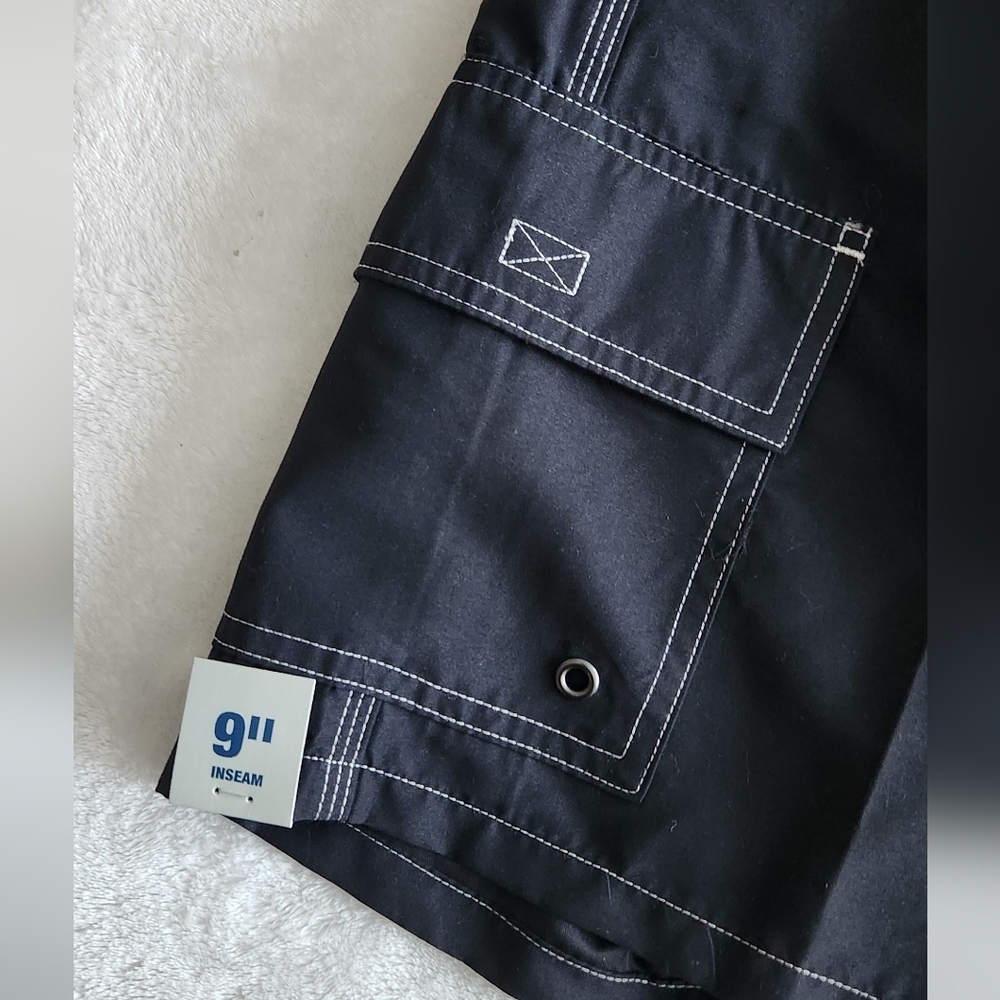George Men’s Black Cargo Eboard Swim Shorts, Size Small (28–30), 9” Inseam, NWT - Picture 6 of 16